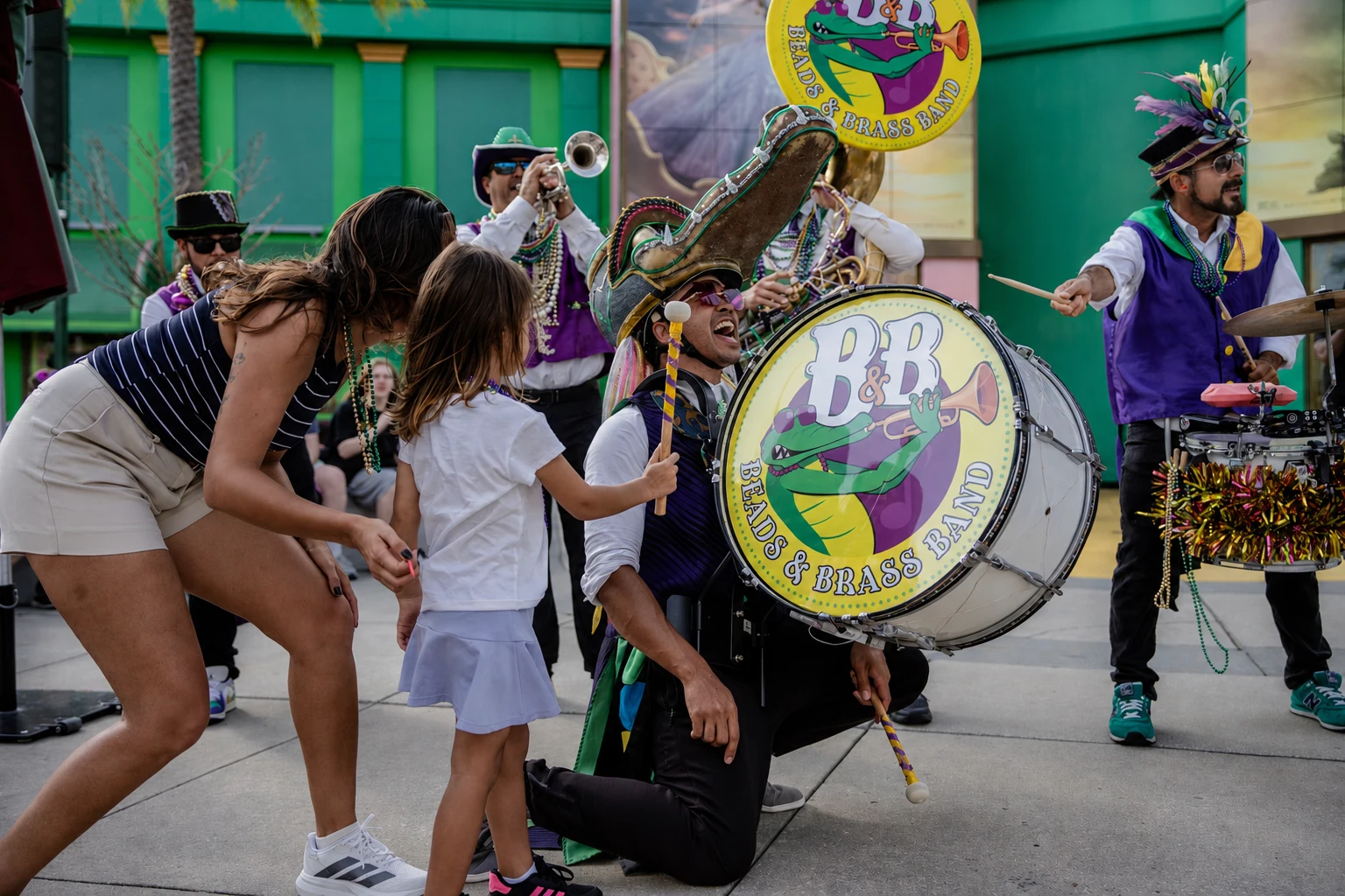 Theme Park & Attraction Entertainment